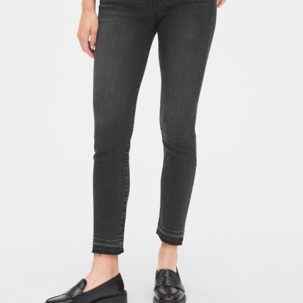 GAP True Skinny High Rise Ankle Jeans size 26 Reg